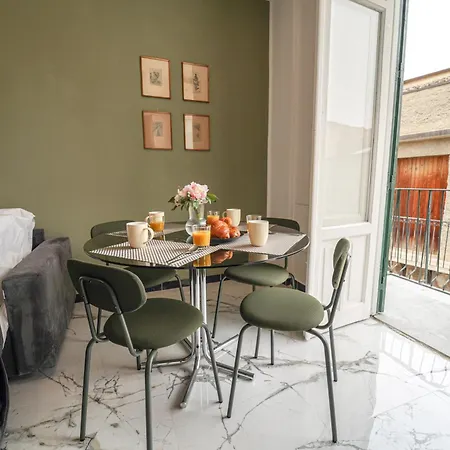 Quattro Canti 200 Mt- Salvia Apartment *