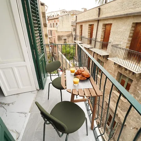 Apartment Quattro Canti 200 Mt- Salvia Palermo